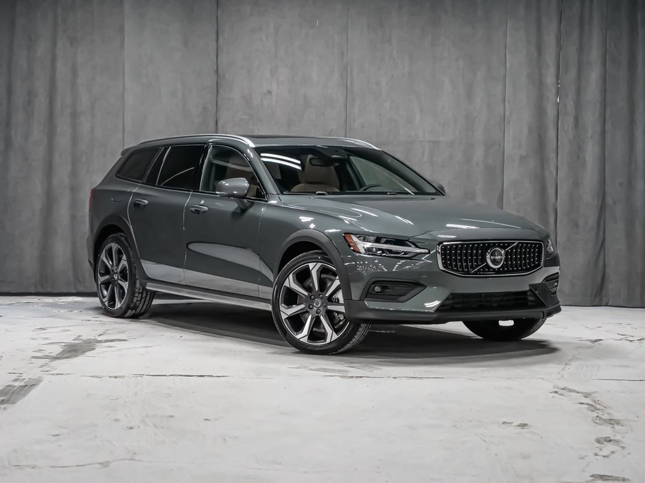 2026 Volvo V60 Cross Country Ultra-1