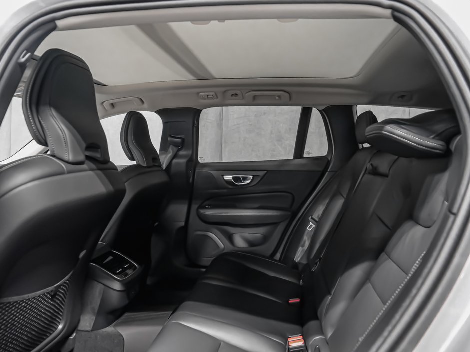 2026 Volvo V60 Cross Country Ultra-13