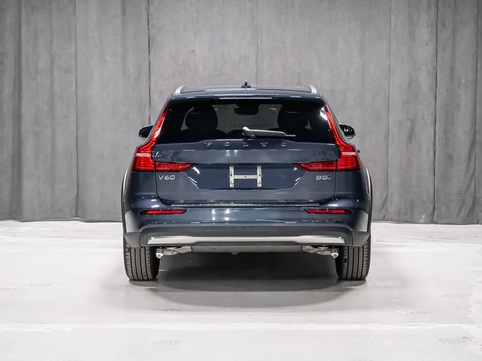2026 Volvo V60 Cross Country Ultra-4