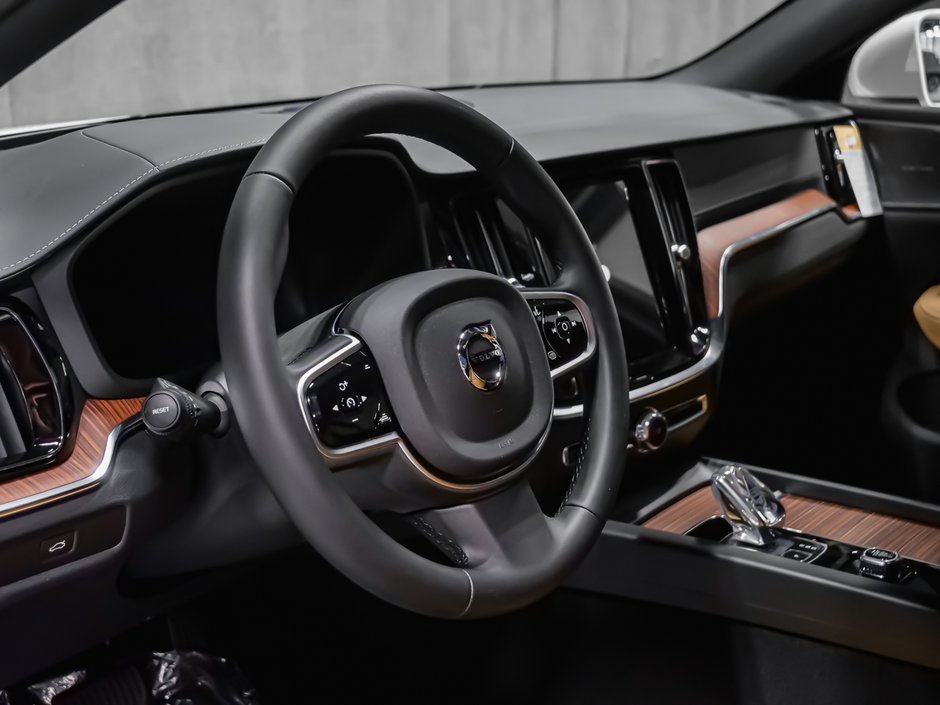 2026 Volvo V60 Cross Country Ultra-7