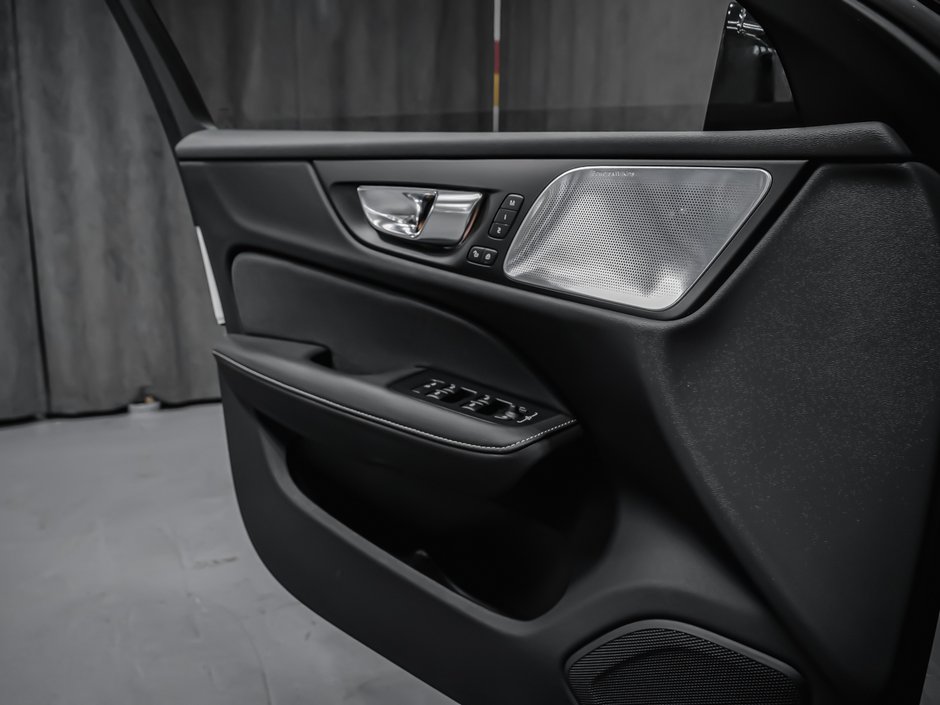 2024 Volvo V60 Recharge Polestar Engineered-8