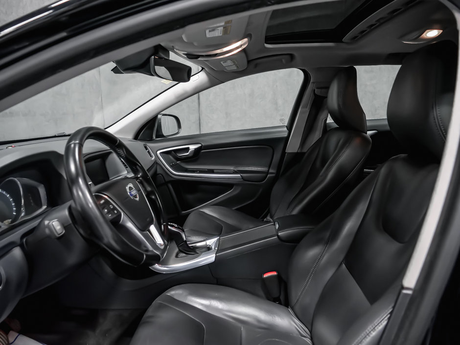Volvo V60 T5 PREMIER 2015-11