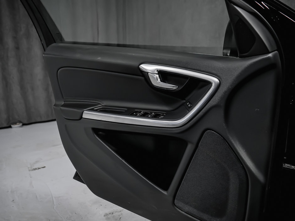 Volvo V60 T5 PREMIER 2015-8