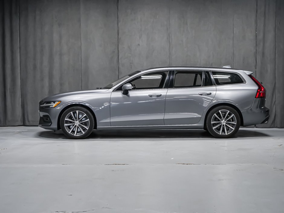 Volvo V60 T6 MOMENTUM 2021-3