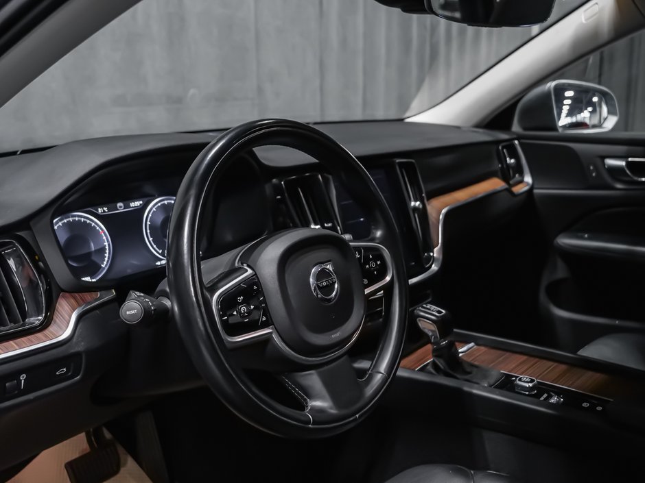 Volvo V60 T6 MOMENTUM 2021-8