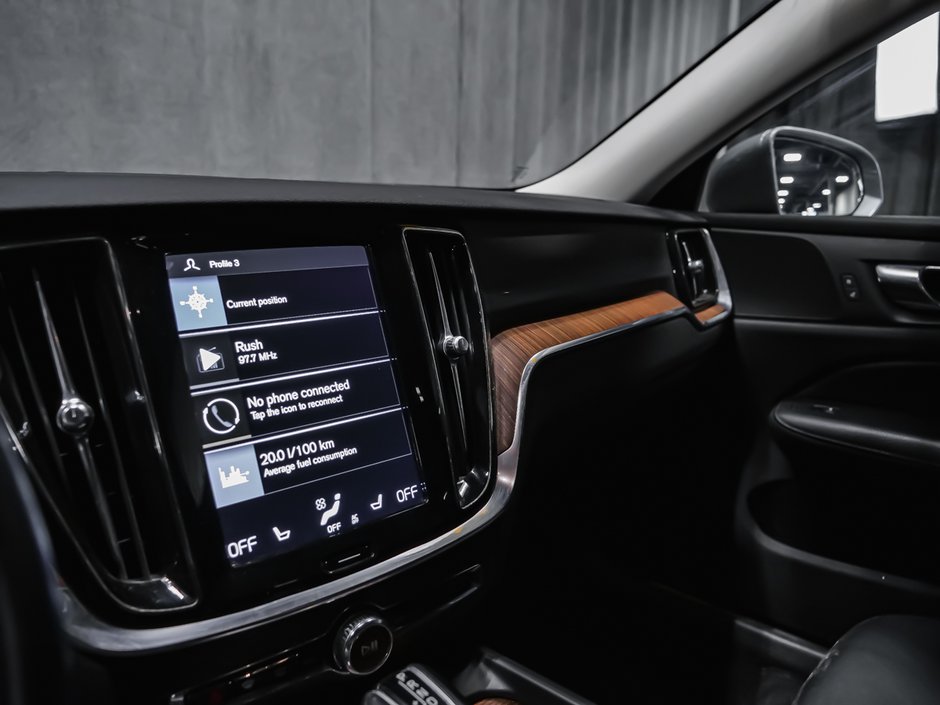 Volvo V60 T6 MOMENTUM 2021-11