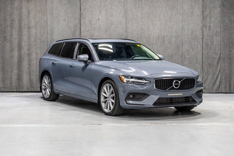 2022 Volvo V60 T6 MOMENTUM PREMIUM CLIMATE-2
