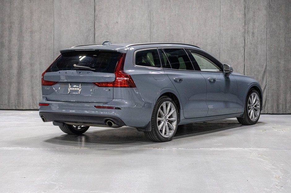 2022 Volvo V60 T6 MOMENTUM PREMIUM CLIMATE-6