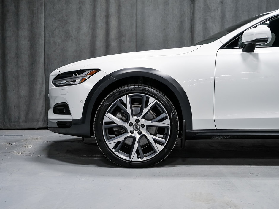 2022 Volvo V90 Cross Country B6 LOUNGE CLIMATE BOWERS-24