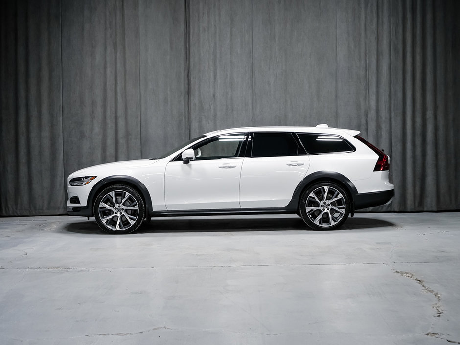 2022 Volvo V90 Cross Country B6 LOUNGE CLIMATE BOWERS-25
