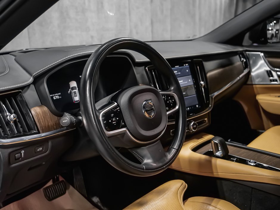 2022 Volvo V90 Cross Country B6 INSCRIPTION-8