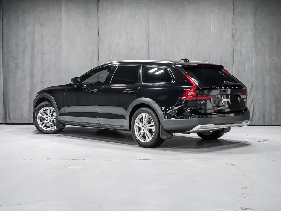 2022 Volvo V90 Cross Country B6 INSCRIPTION-3