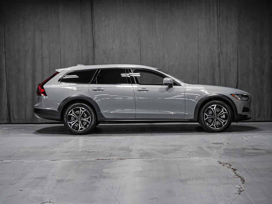 Volvo V90 Cross Country B6 PLUS HARMAN KARDON 2024-5