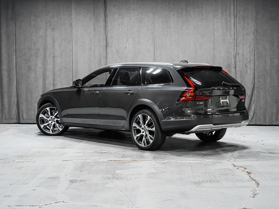 2024 Volvo V90 Cross Country ULTIMATE BOWERS & WILKINS-1