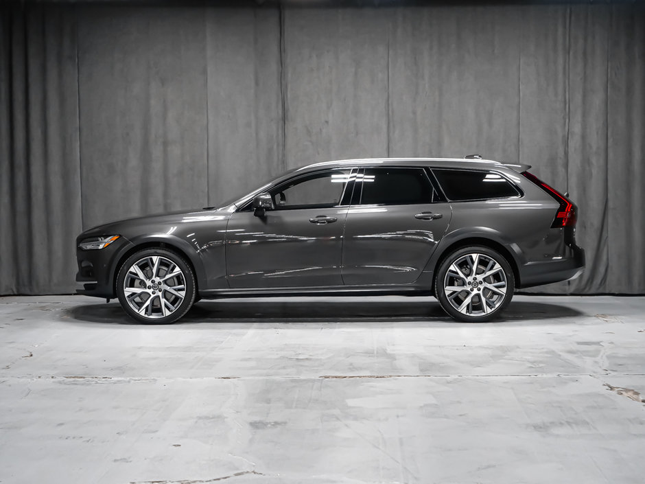 Volvo V90 Cross Country ULTIMATE BOWERS & WILKINS 2024-1