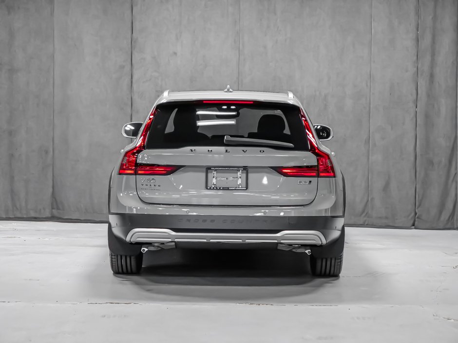 Volvo V90 Cross Country Ultra 2026-5