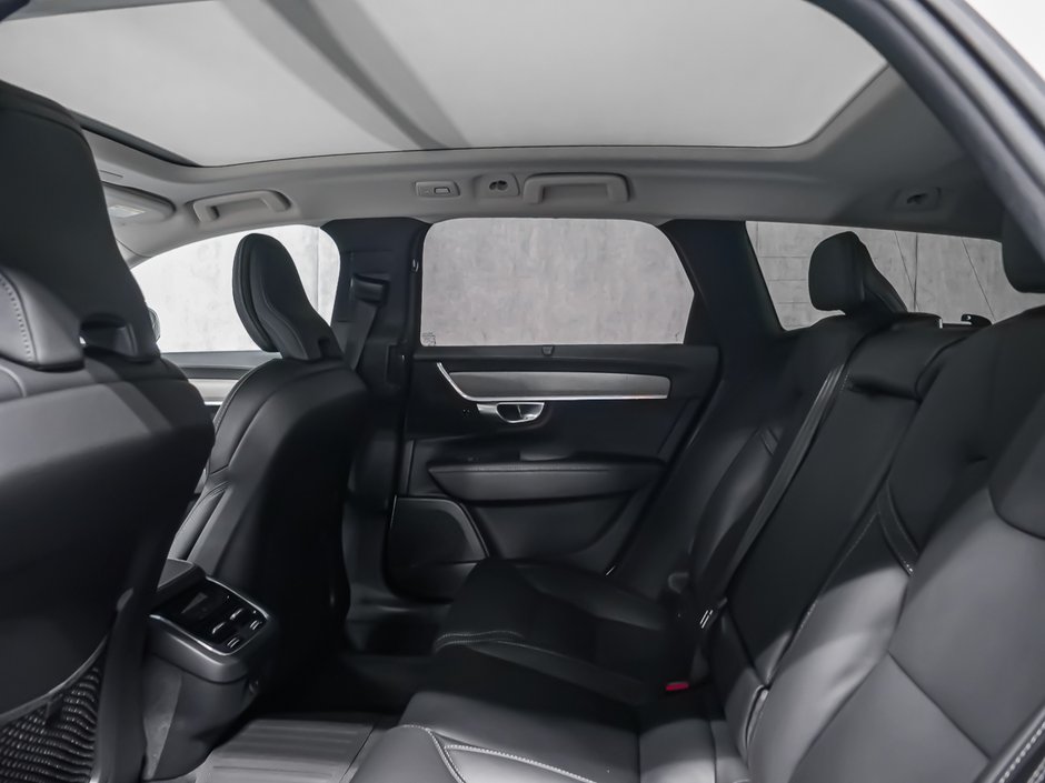 2026 Volvo V90 Cross Country Ultra-12