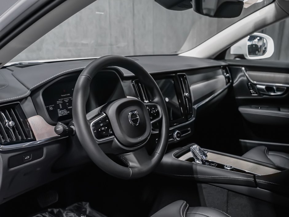 2026 Volvo V90 Cross Country Ultra-8