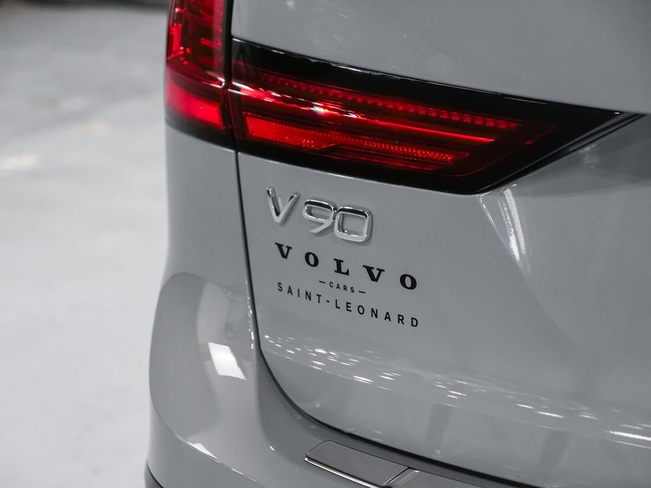 2026 Volvo V90 Cross Country Ultra-8