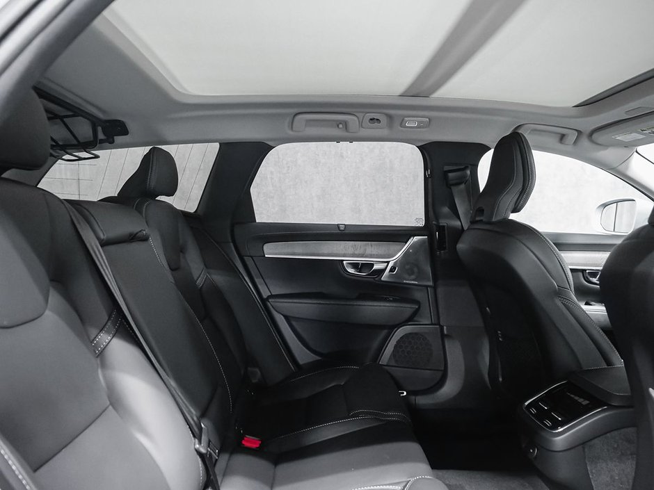 2026 Volvo V90 Cross Country Ultra-17