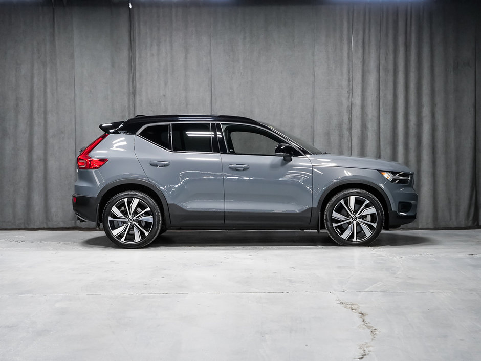 2022 Volvo XC40 Recharge Pure Electric ULTIMATE-3