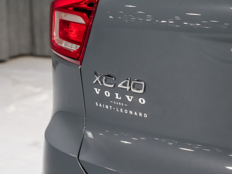 Volvo XC40 Recharge Pure Electric ULTIMATE 2022-10