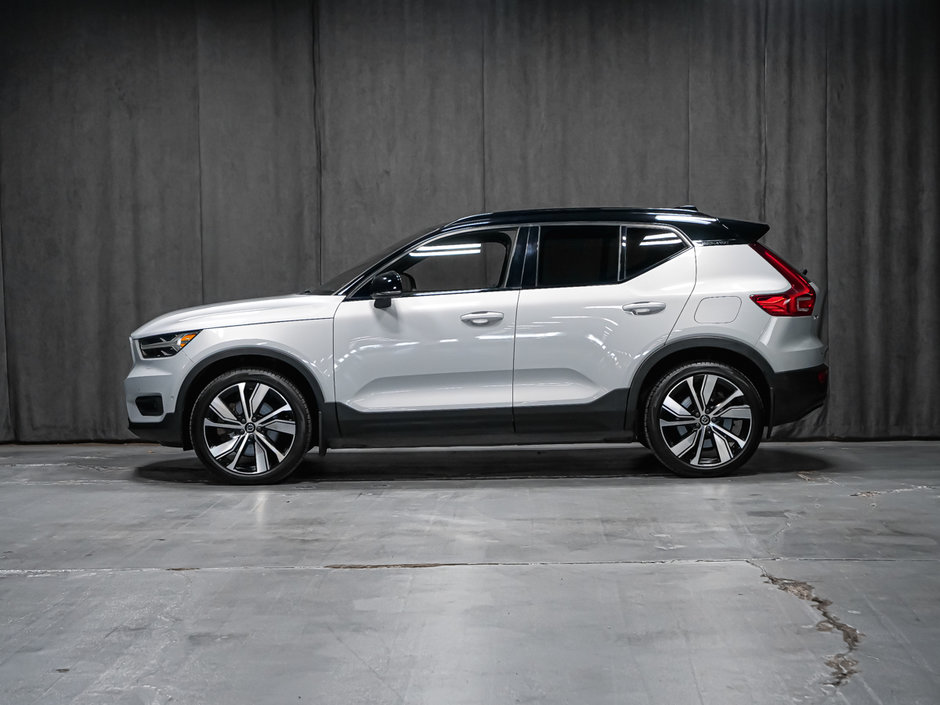 Volvo XC40 Recharge Pure Electric PLUS 2022-1