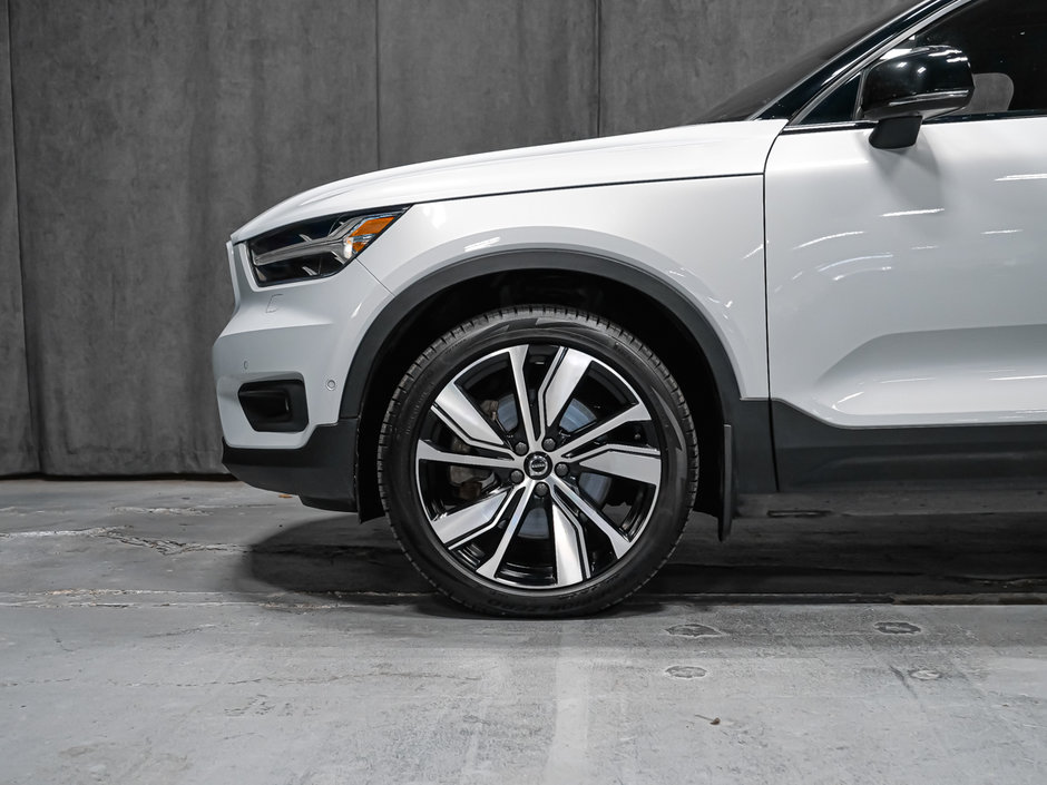 Volvo XC40 Recharge Pure Electric PLUS 2022-8