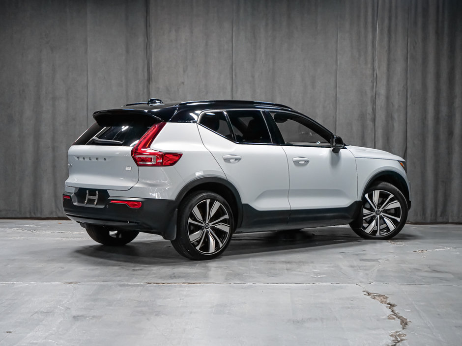 Volvo XC40 Recharge Pure Electric PLUS 2022-4