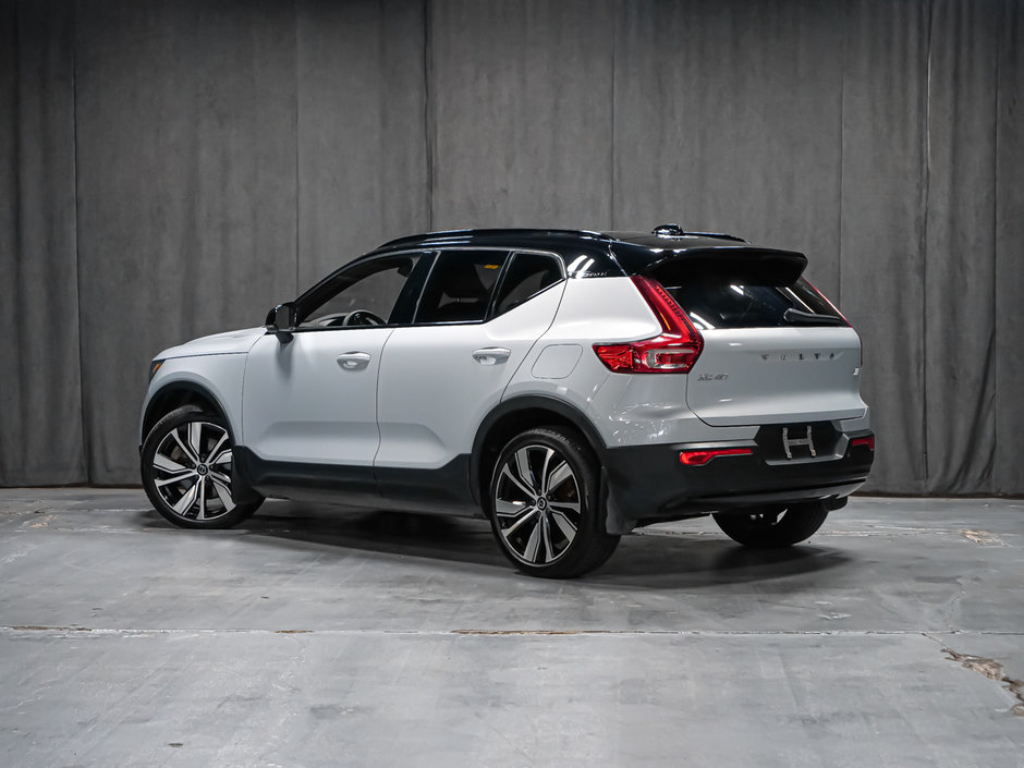 Volvo XC40 Recharge Pure Electric PLUS 2022-2