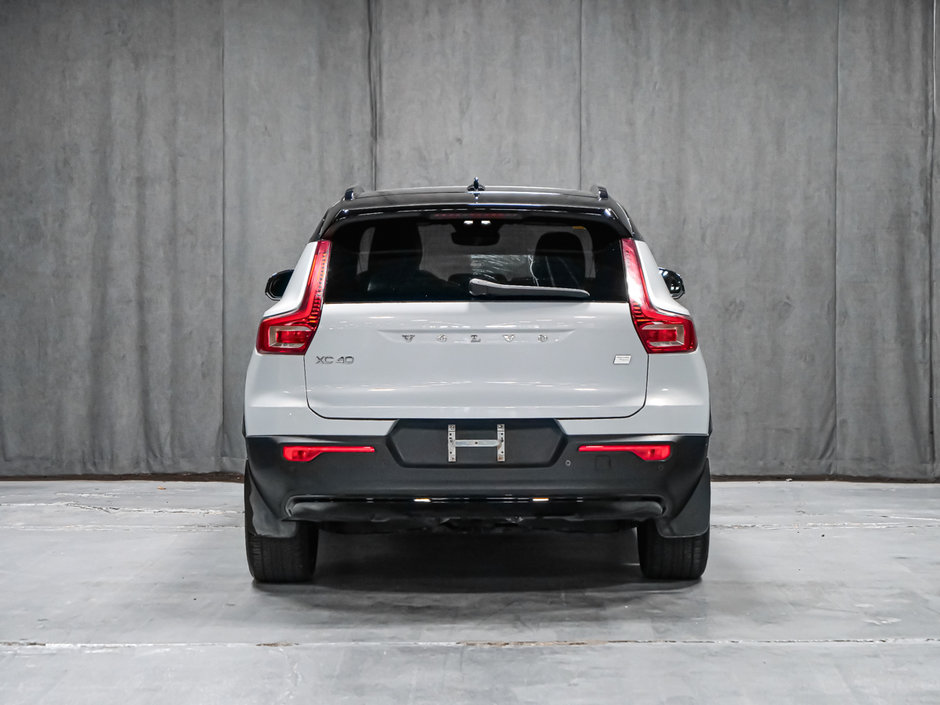 Volvo XC40 Recharge Pure Electric PLUS 2022-3