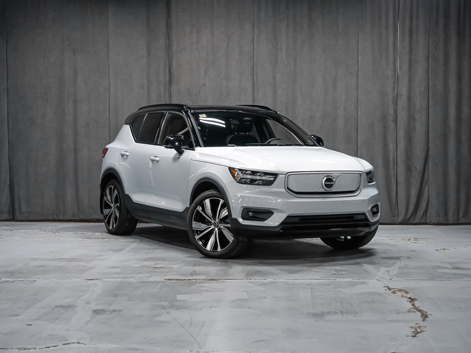 Volvo XC40 Recharge Pure Electric PLUS 2022-6