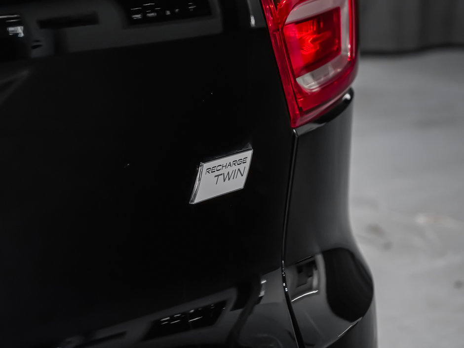 2023 Volvo XC40 Recharge Pure Electric PLUS-7
