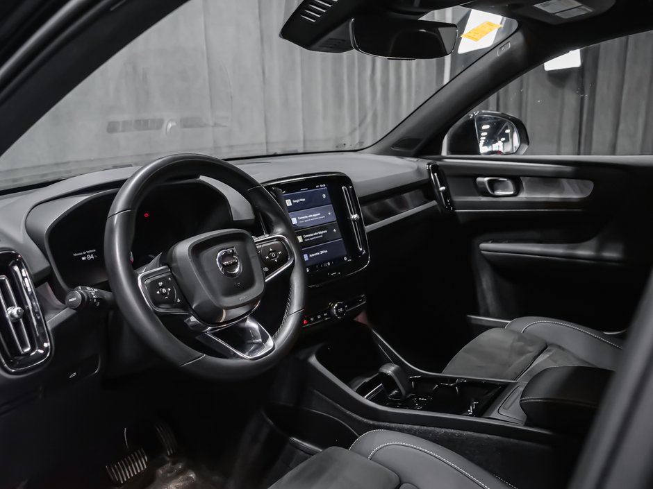 2023 Volvo XC40 Recharge Pure Electric PLUS-6