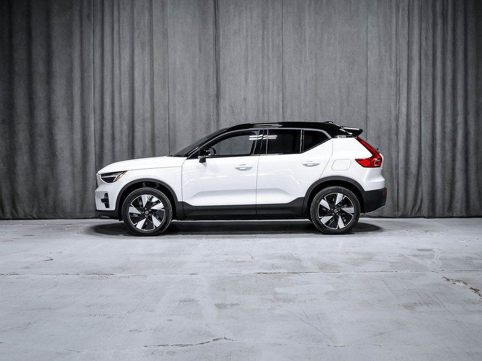 Volvo XC40 Recharge Pure Electric Core 2024-2