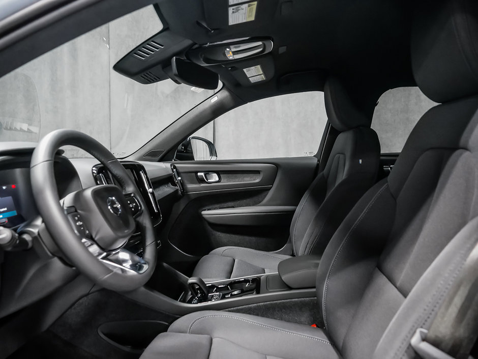 Volvo XC40 Recharge Pure Electric Core 2024-20