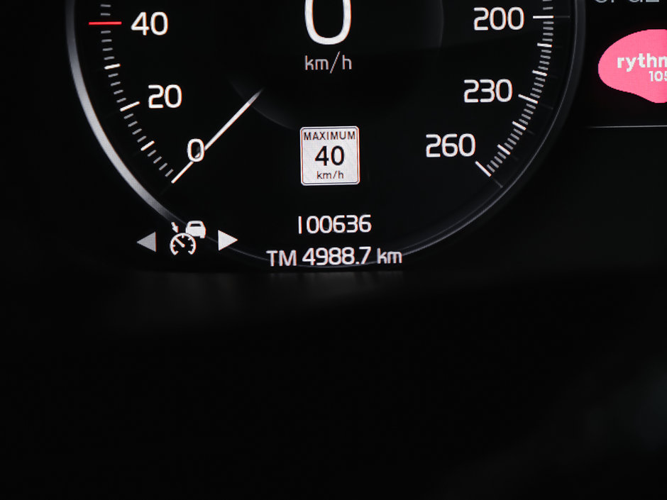 Volvo XC40 T5 R-DESIGN 2019-6