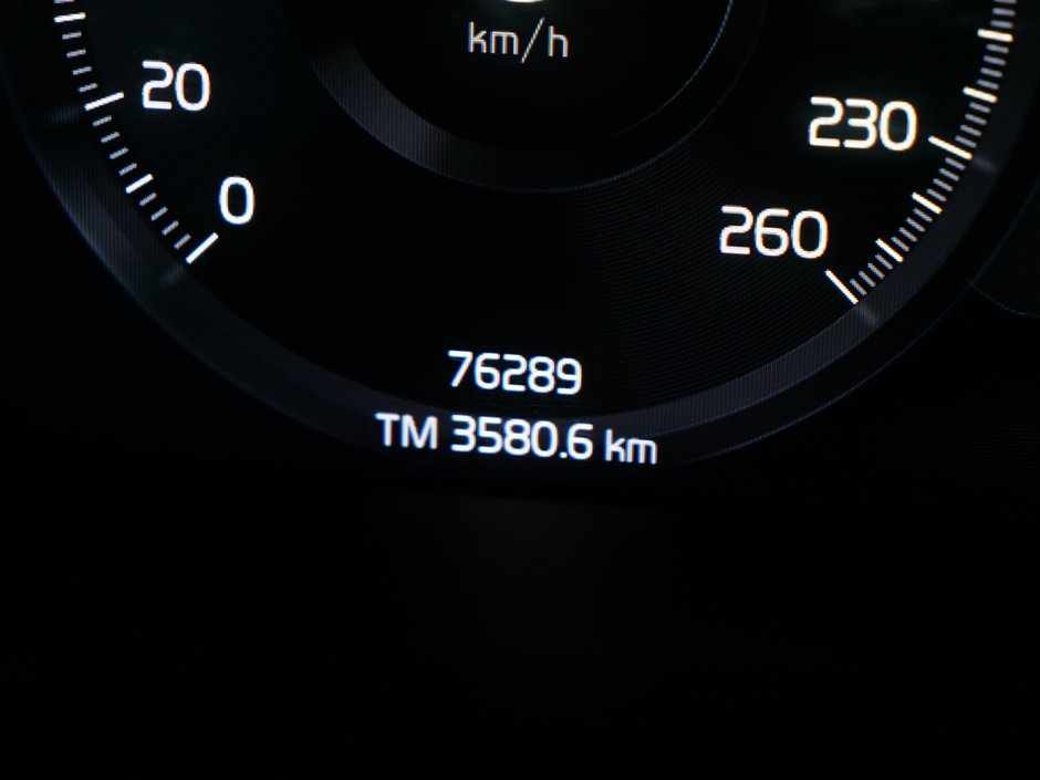 Volvo XC40 T5 R-DESIGN PREMIUM 2020-10