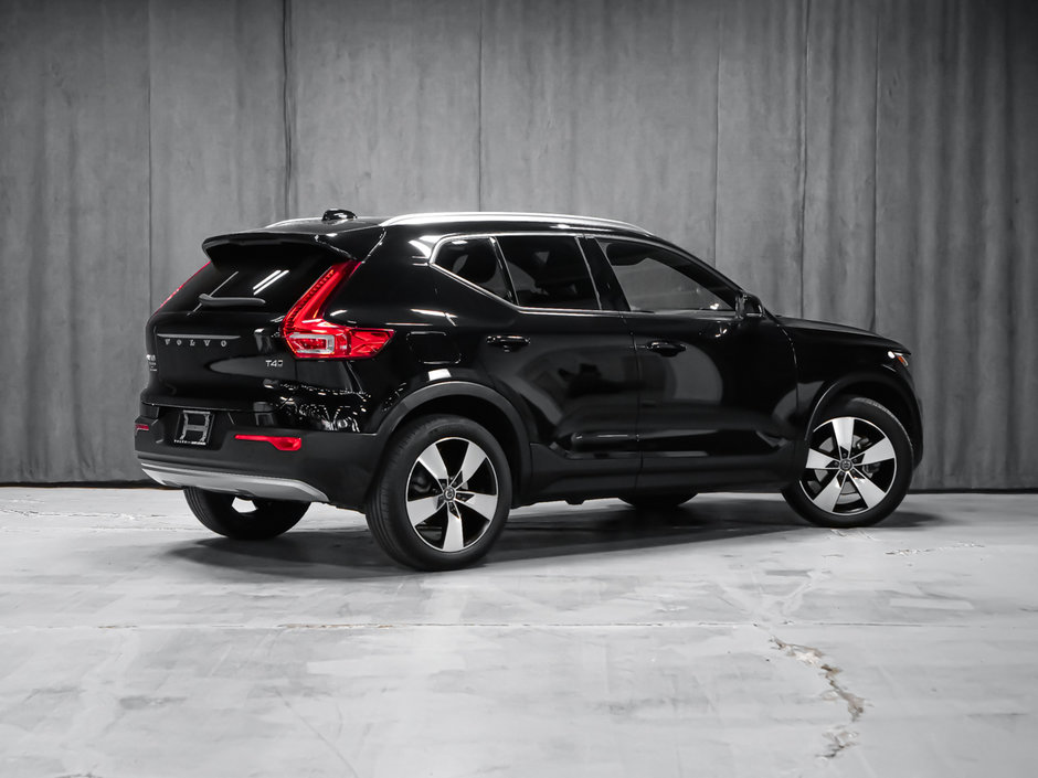 Volvo XC40 T4 MOMENTUM 2021-4