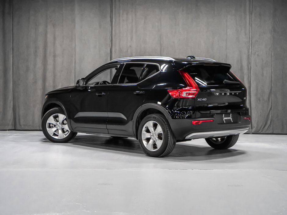 Volvo XC40 T5 MOMENTUM CLIMATE 2021-2