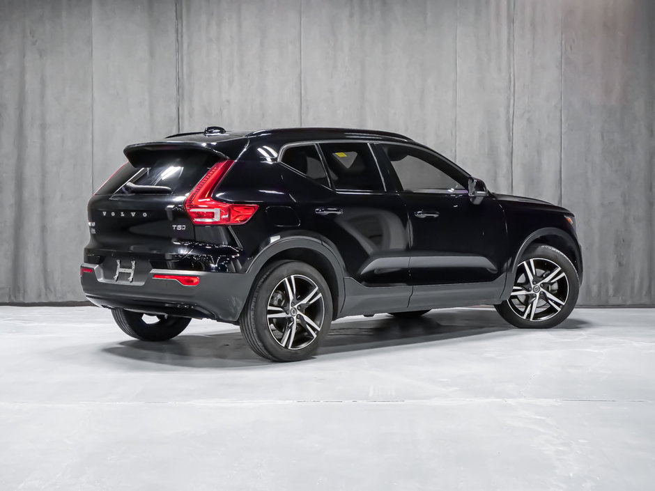 Volvo XC40 T5 R-DESIGN 2021-3