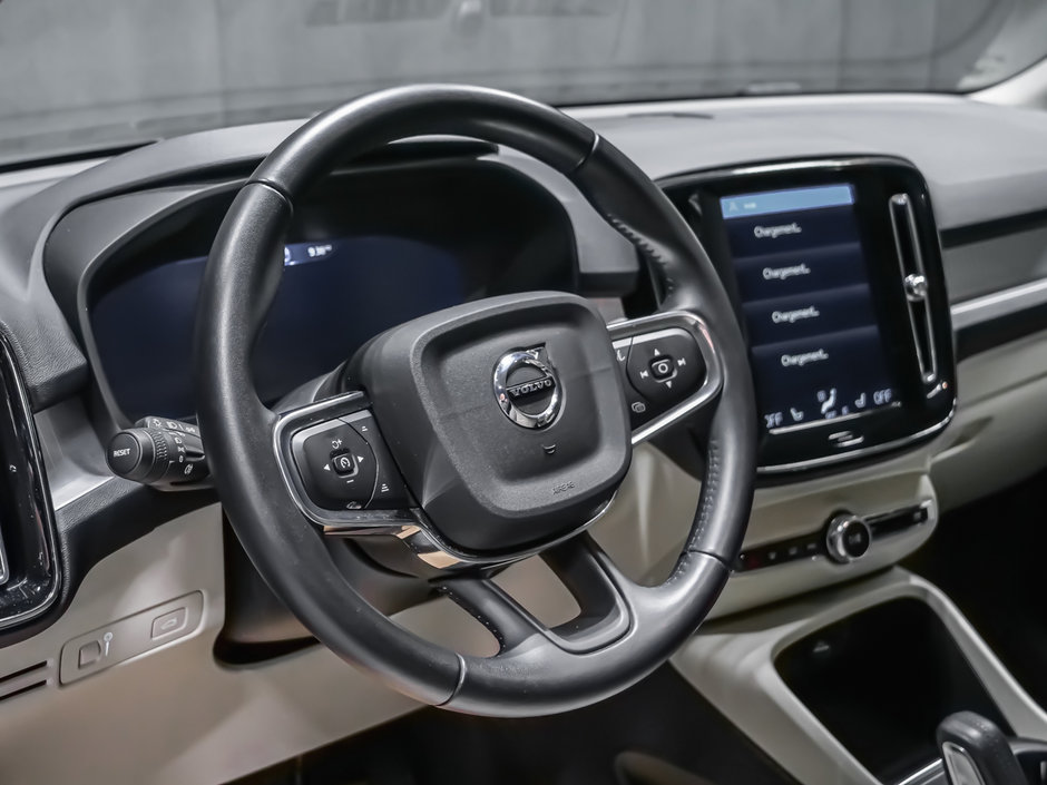 Volvo XC40 T5 MOMENTUM PREMIUM CLIMATE 2021-9