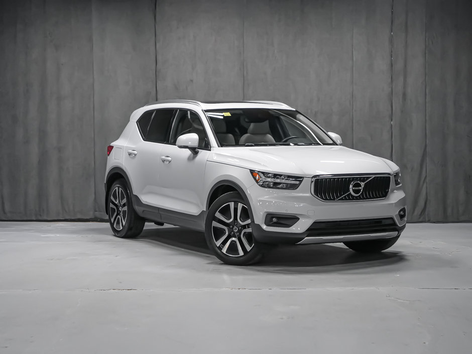 Volvo XC40 T5 MOMENTUM PREMIUM CLIMATE 2021-1