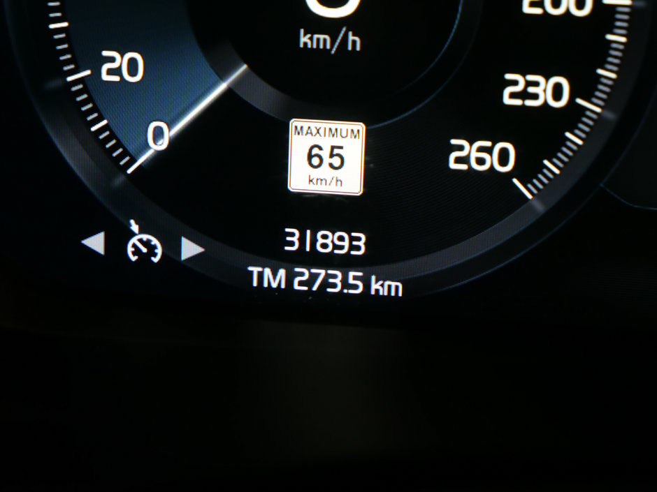 Volvo XC40 T5 MOMENTUM PREMIUM CLIMATE 2021-11