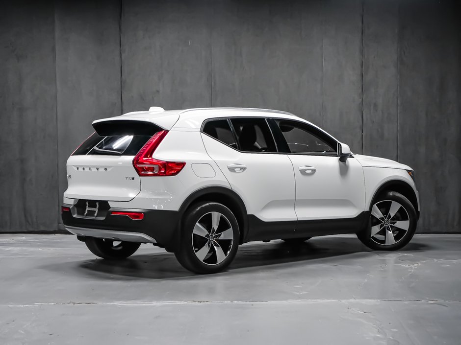2021 Volvo XC40 T5 MOMENTUM CLIMATE-2