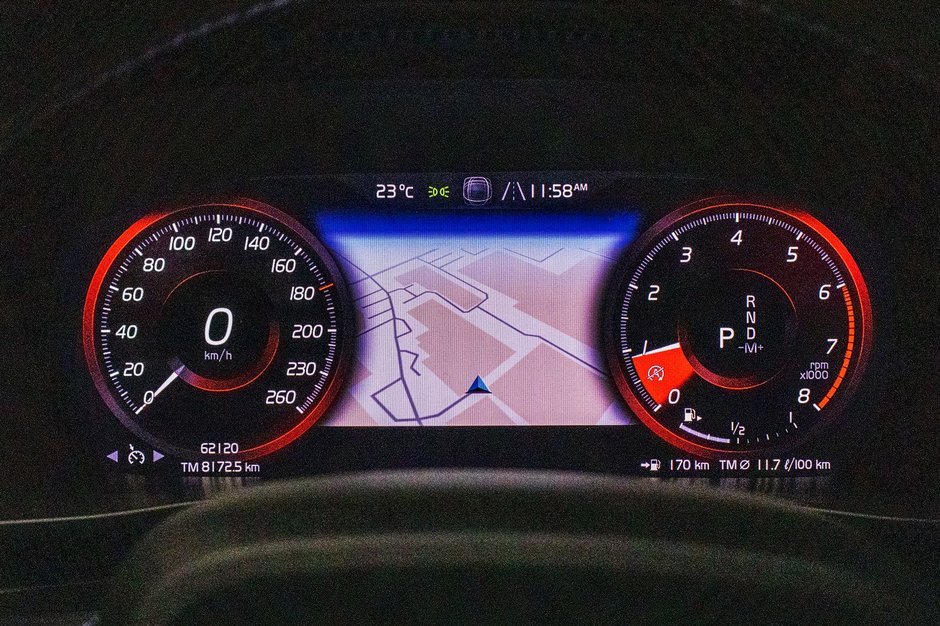 Volvo XC40 T5 R-DESIGN CLIMATE POLESTAR HARMAN 2021-17