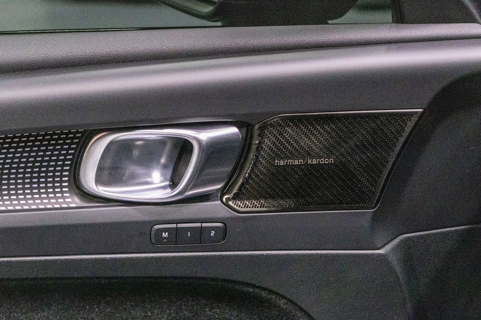 Volvo XC40 T5 R-DESIGN CLIMATE POLESTAR HARMAN 2021-28