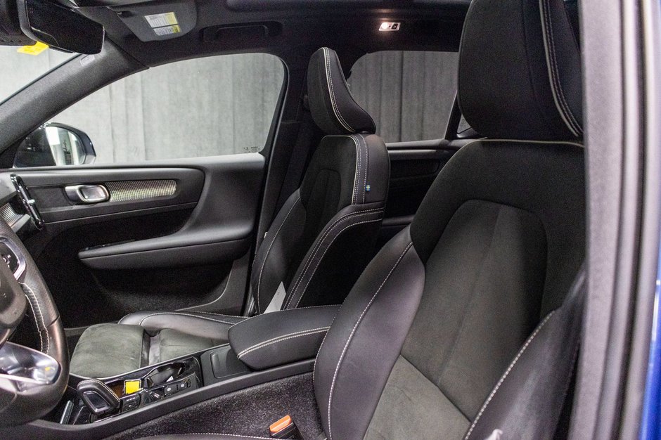 Volvo XC40 T5 R-DESIGN CLIMATE 2021-12