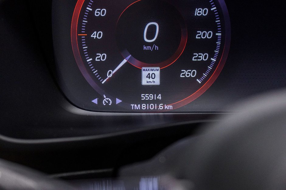 Volvo XC40 T5 MOMENTUM CLIMATE 2022-13