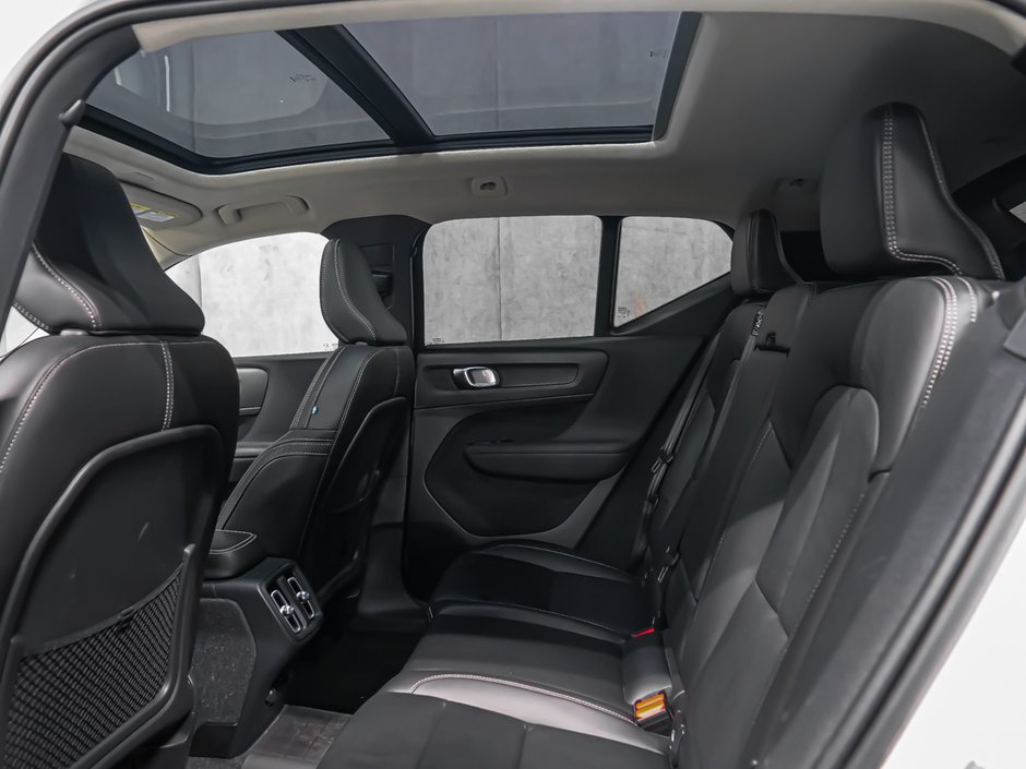 Volvo XC40 T5 MOMENTUM CLIMATE PREMIUM 2022-11